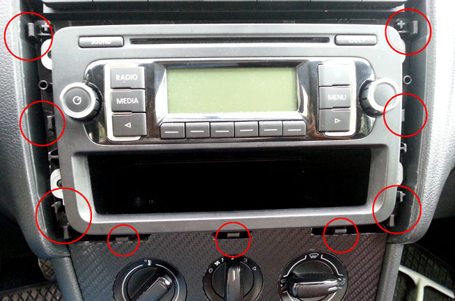 How to install the car stereo Polo mk5 📻 